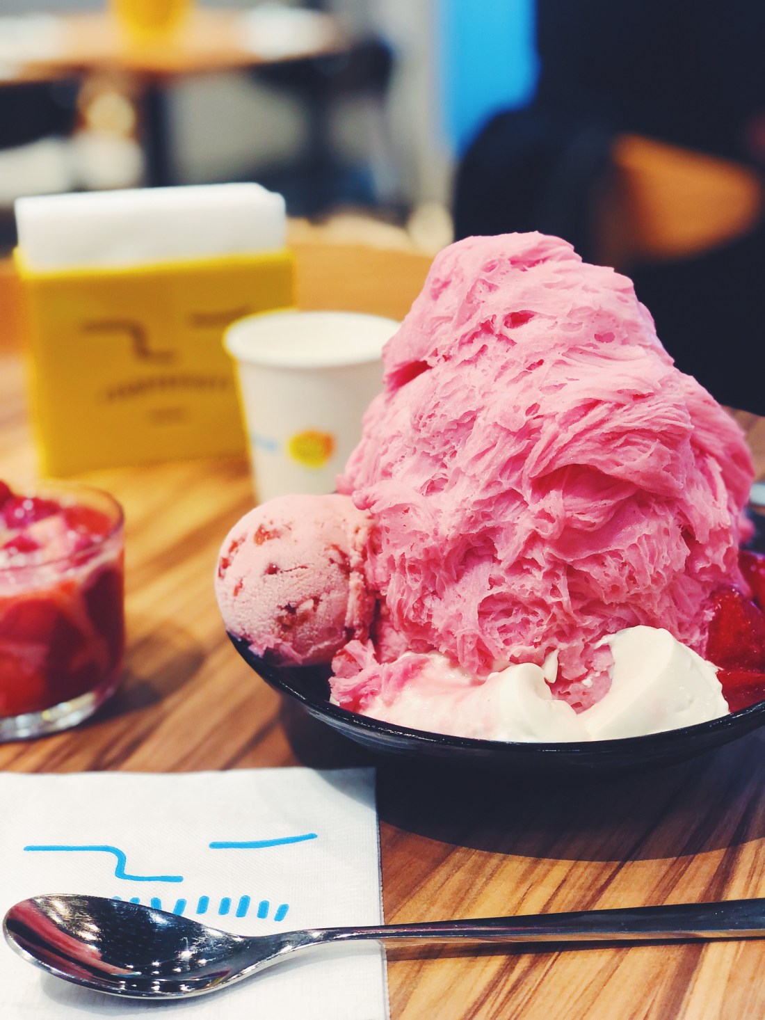 strawberry shave ice